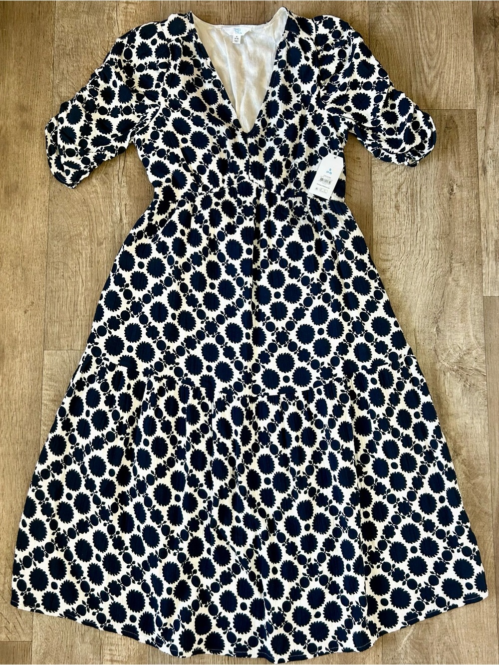 Time and Tru Navy and White Floral Midi Dress
